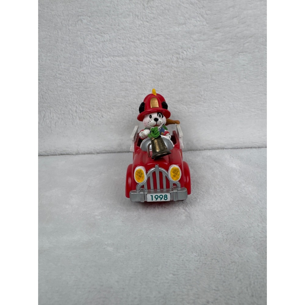 Vintage 1998 Hallmark Keepsake Fire Engine Ornament Unisex OS Red Excellent